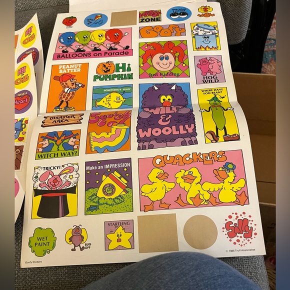 @1985 Troll Associates Stickers - 3 sheets - Picture 2 of 3